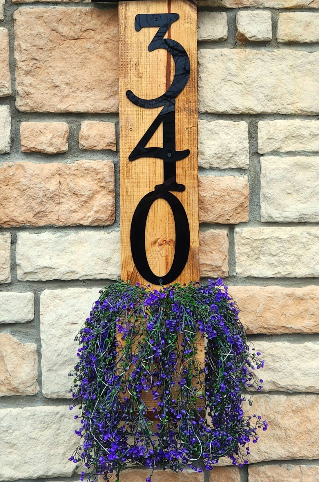 Exterior planter sign
