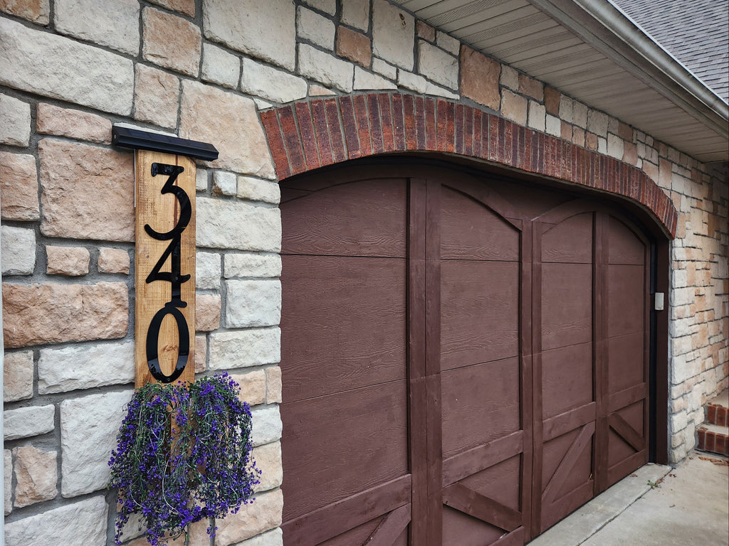 Exterior planter sign